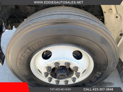 2016 Freightliner M2 106