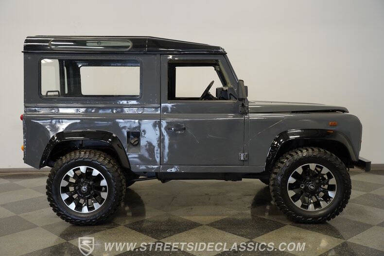 1987 Land Rover Defender