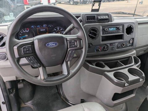 2024 Ford E-Series