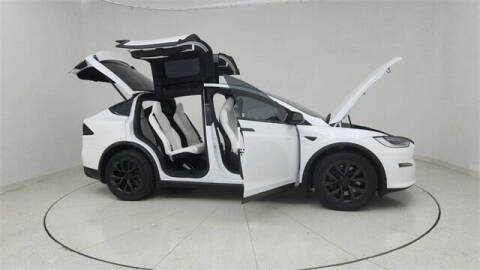 2022 Tesla Model X Plaid