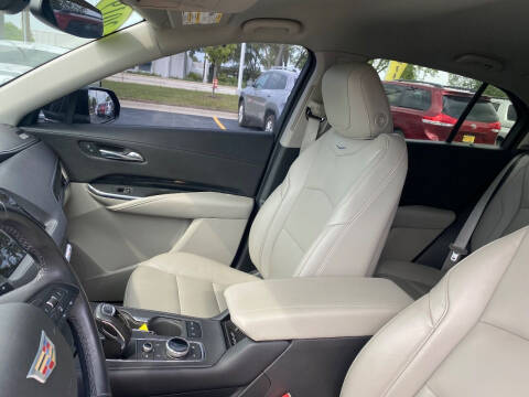 2019 Cadillac XT4 Premium Luxury