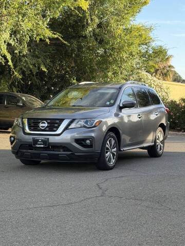 2018 Nissan Pathfinder SL