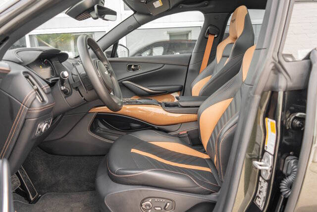 2023 Aston Martin DBX 20