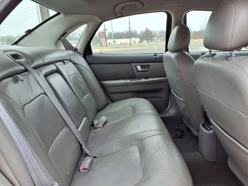 2002 Ford Taurus SES Deluxe