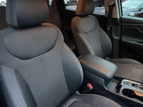 2020 Hyundai Santa Fe SE