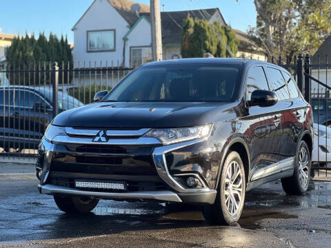 2016 Mitsubishi Outlander SE