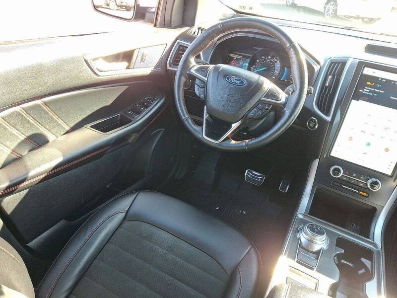 2022 Ford Edge ST-Line