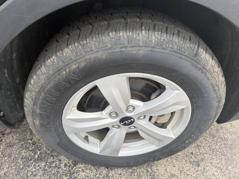 2023 Kia Sorento LX