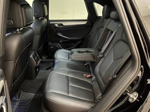 2020 Porsche Macan S