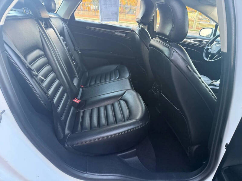 2019 Ford Fusion SEL