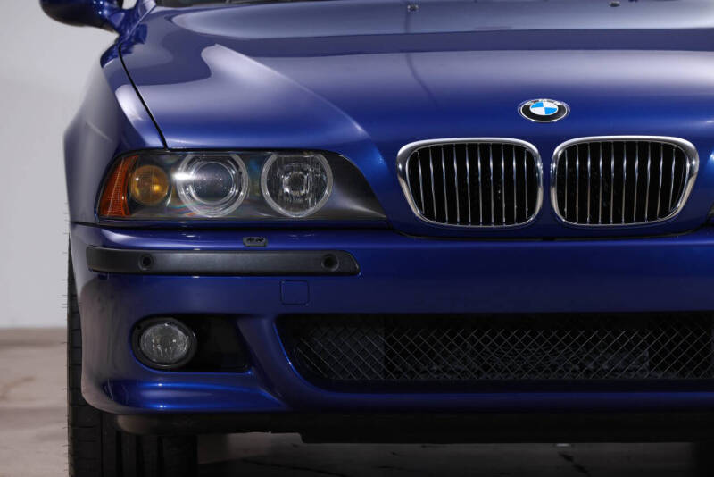 2002 BMW M5