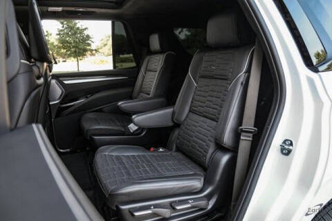 2025 Cadillac Escalade-V