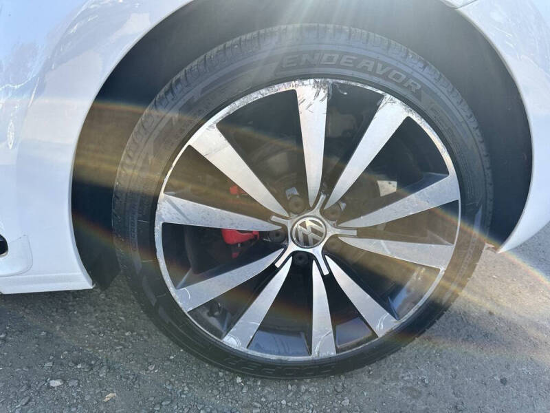 2012 Volkswagen Beetle