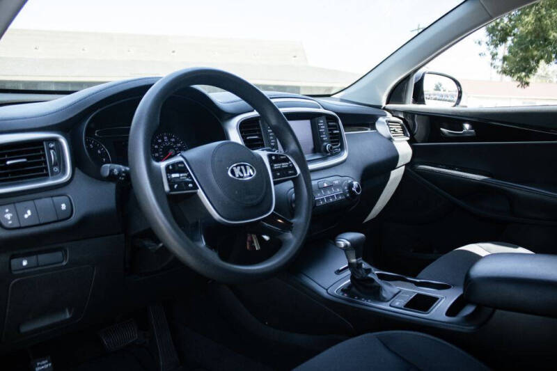 2020 Kia Sorento L