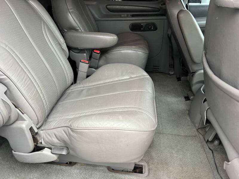 1996 Ford Windstar LX