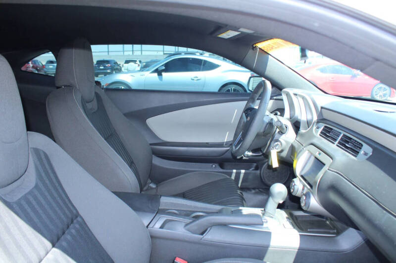 2015 Chevrolet Camaro LS