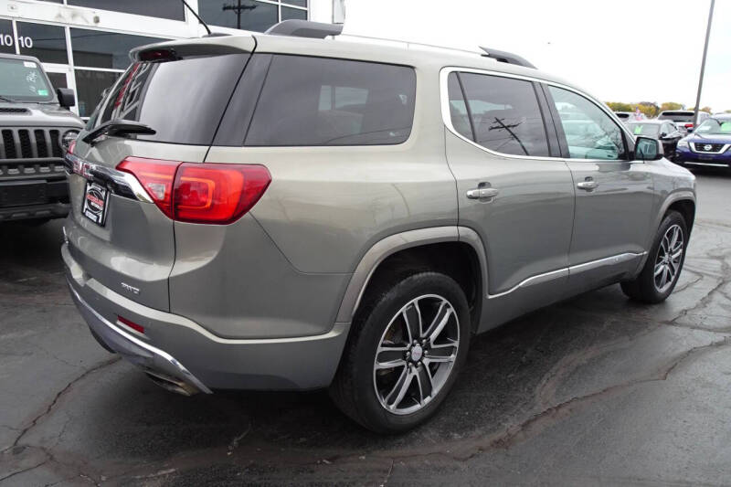 2019 GMC Acadia Denali