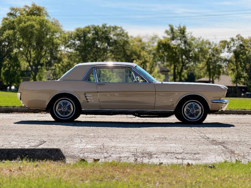 1966 Ford Mustang