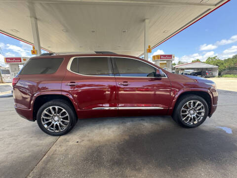 2017 GMC Acadia Denali