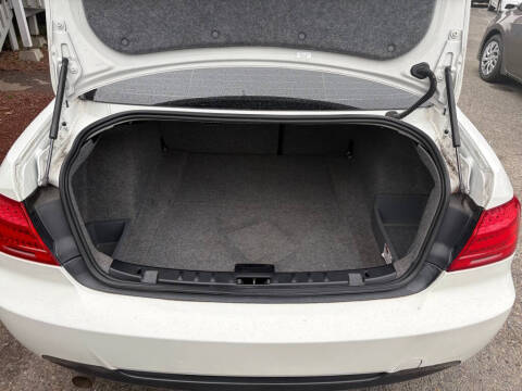 2011 BMW 3 Series 328i