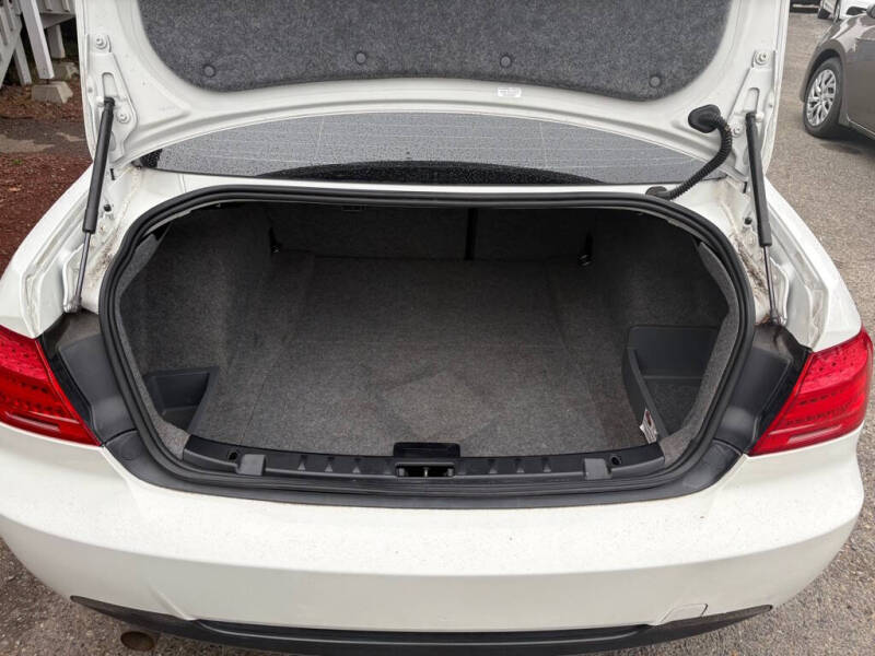 2011 BMW 3 Series 328i