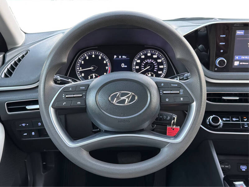 2023 Hyundai Sonata SE