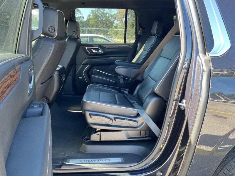 2023 Chevrolet Suburban Premier