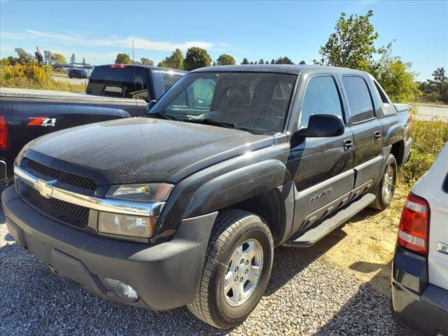 2003 Chevrolet Avalanche for sale at Kern Auto Sales & Service LLC in Chelsea MI