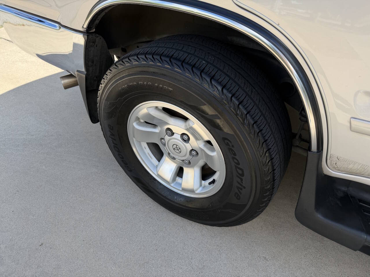 Used Car 2000 Toyota 4runner  Sr5 4dr Suv For Sale Under $10,000 In Austin, Texas
