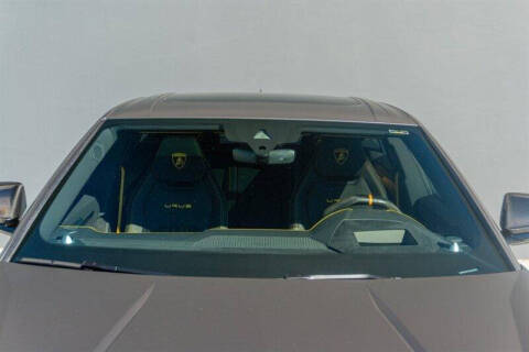 2024 Lamborghini Urus Performante