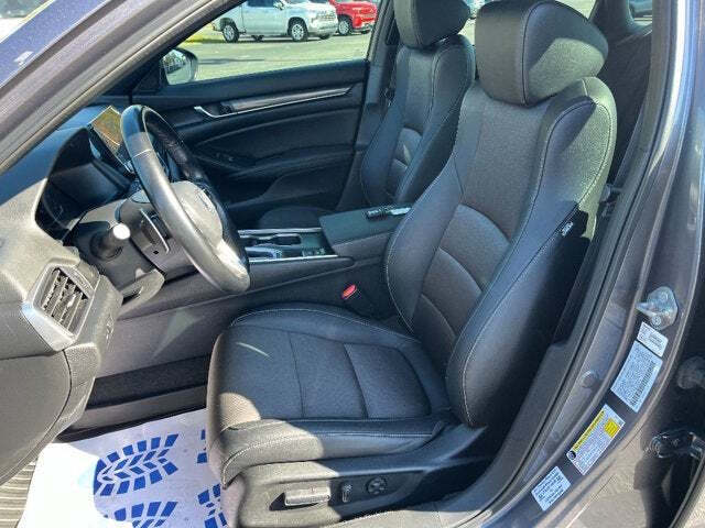 2020 Honda Accord 26