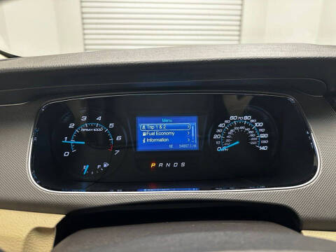 2017 Ford Taurus SE