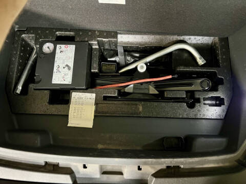 2019 Audi e-tron quattro Prestige