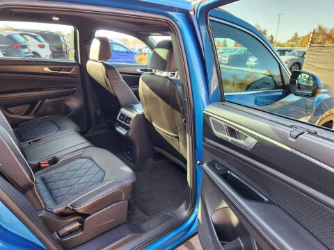 2025 Volkswagen Atlas Cross Sport SEL Premium R-Line 4Motion