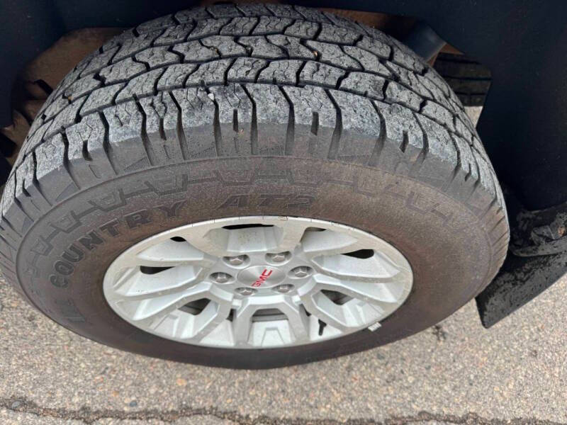 2017 GMC Yukon XL SLT