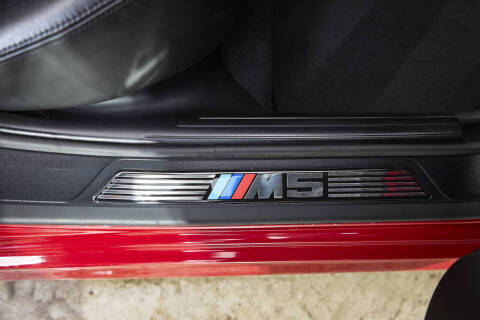 2001 BMW M5