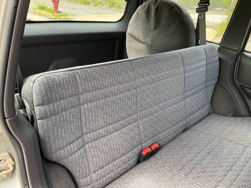2000 Jeep Cherokee Sport