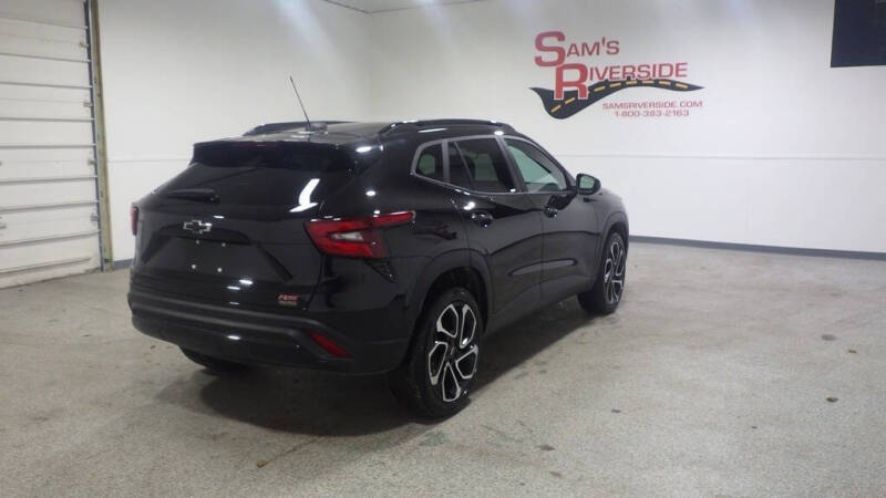 2025 Chevrolet Trax RS