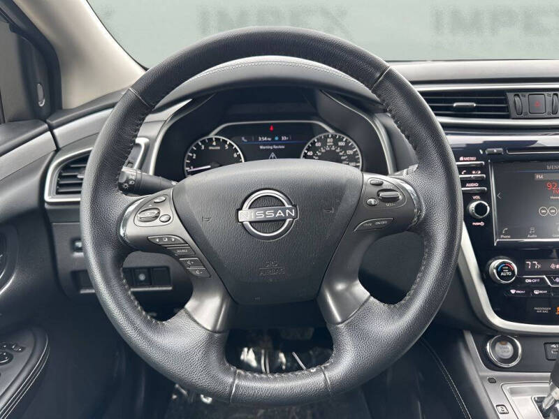 2024 Nissan Murano SV