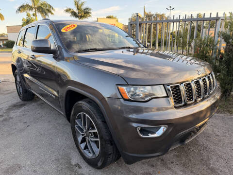 2019 Jeep Grand Cherokee Laredo E