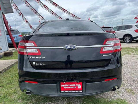 2016 Ford Taurus SE