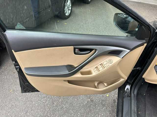 2012 Hyundai Elantra Limited