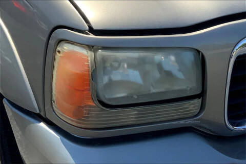 2000 Cadillac Escalade