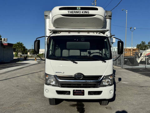 2018 Hino 195