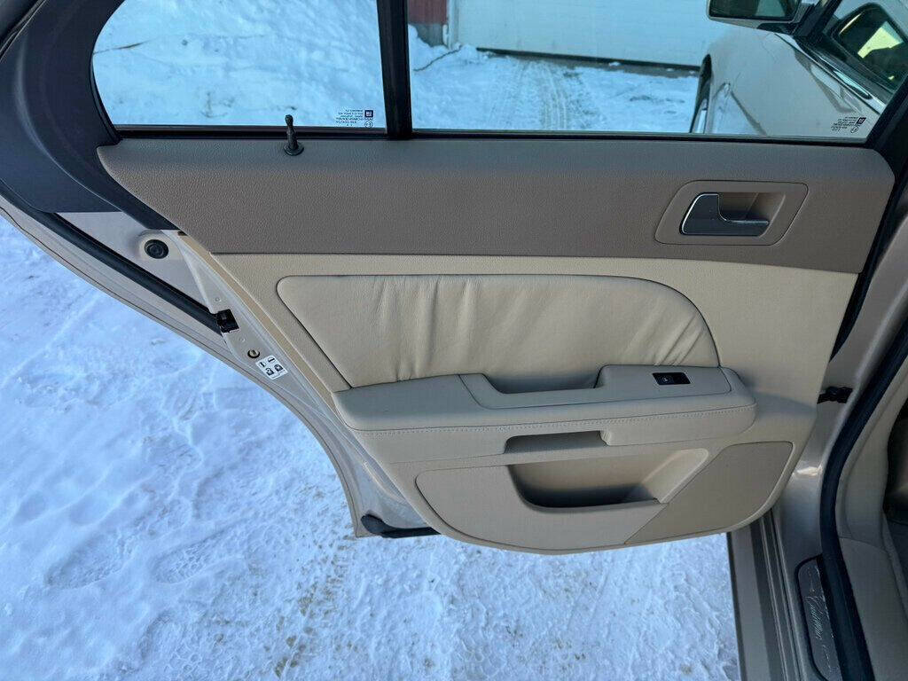 2006 Cadillac STS 35