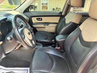 2011 Kia Soul +