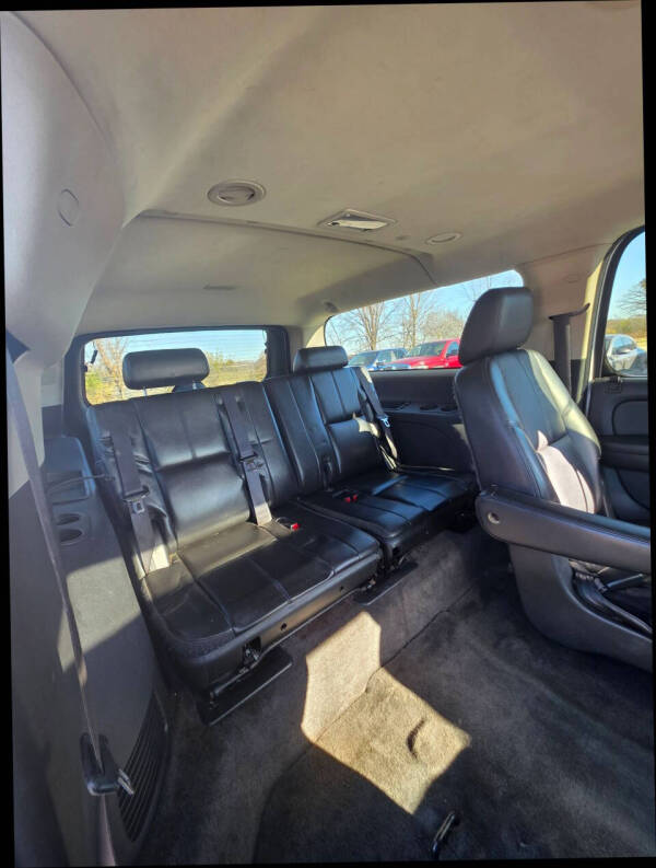 2011 Chevrolet Suburban LT