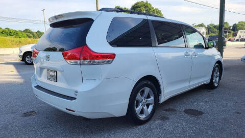 2011 Toyota Sienna
