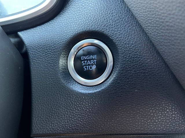 2022 Toyota Corolla Hatchback SE