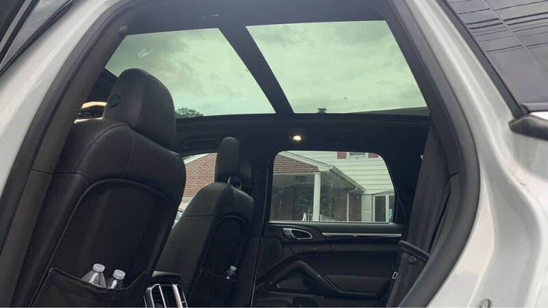 2017 Porsche Cayenne S E-Hybrid